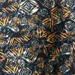 EUC LULAROE CASSIE